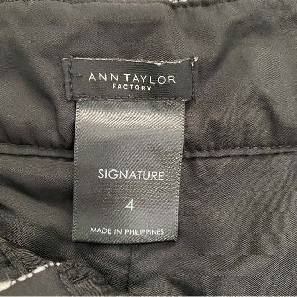 Ann Taylor Black & White Shorts Sz.4 - Picture 2 of 3